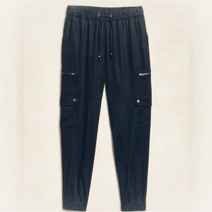 Banana Republic petite tencil jogger NWT